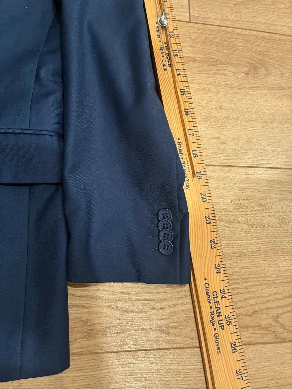 Demantie Men’s Navy Blue Two Button Two Piece Suit Size 36S/28x29